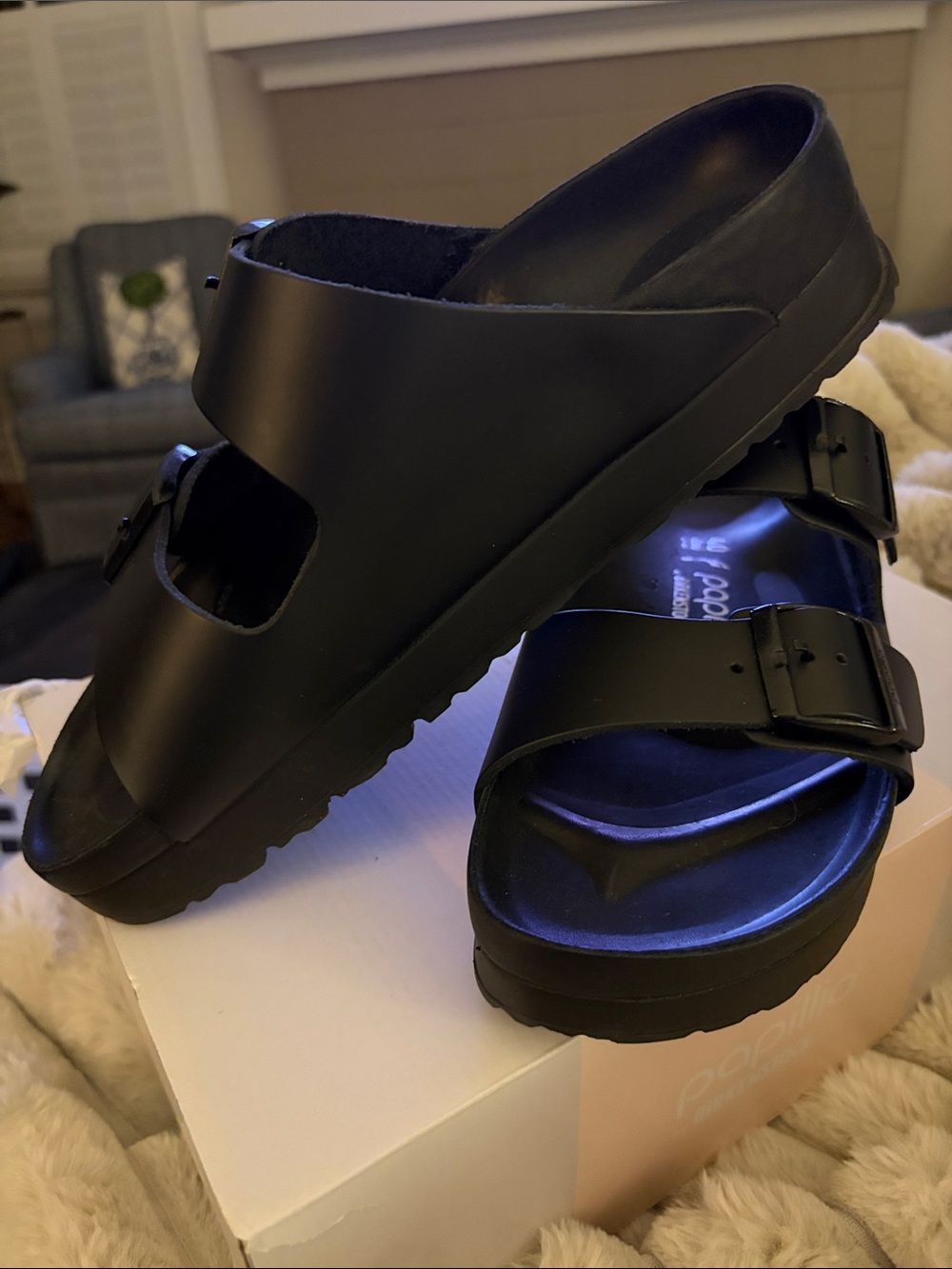 New in box Birkenstock Arizona Exquisite Womens Black Sandals Size 40